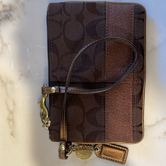 Authentic Coach Wristlet - Picture 4 of 4